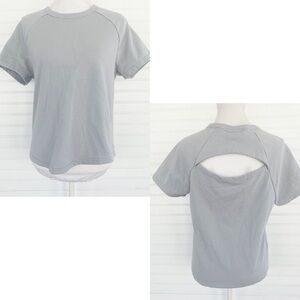 Under Armour cut out top Size Medium